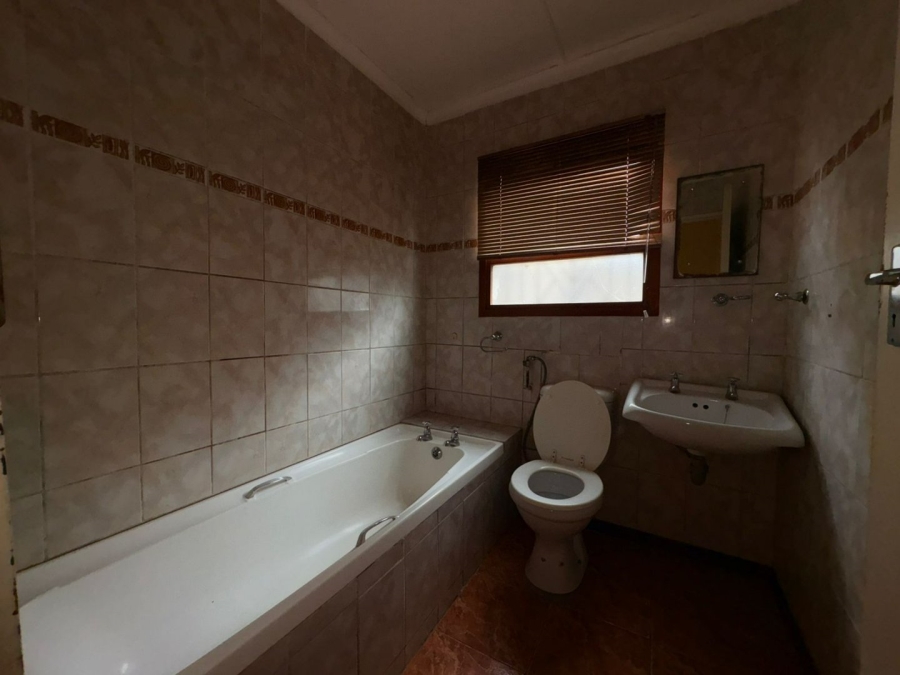 3 Bedroom Property for Sale in Braelyn Eastern Cape